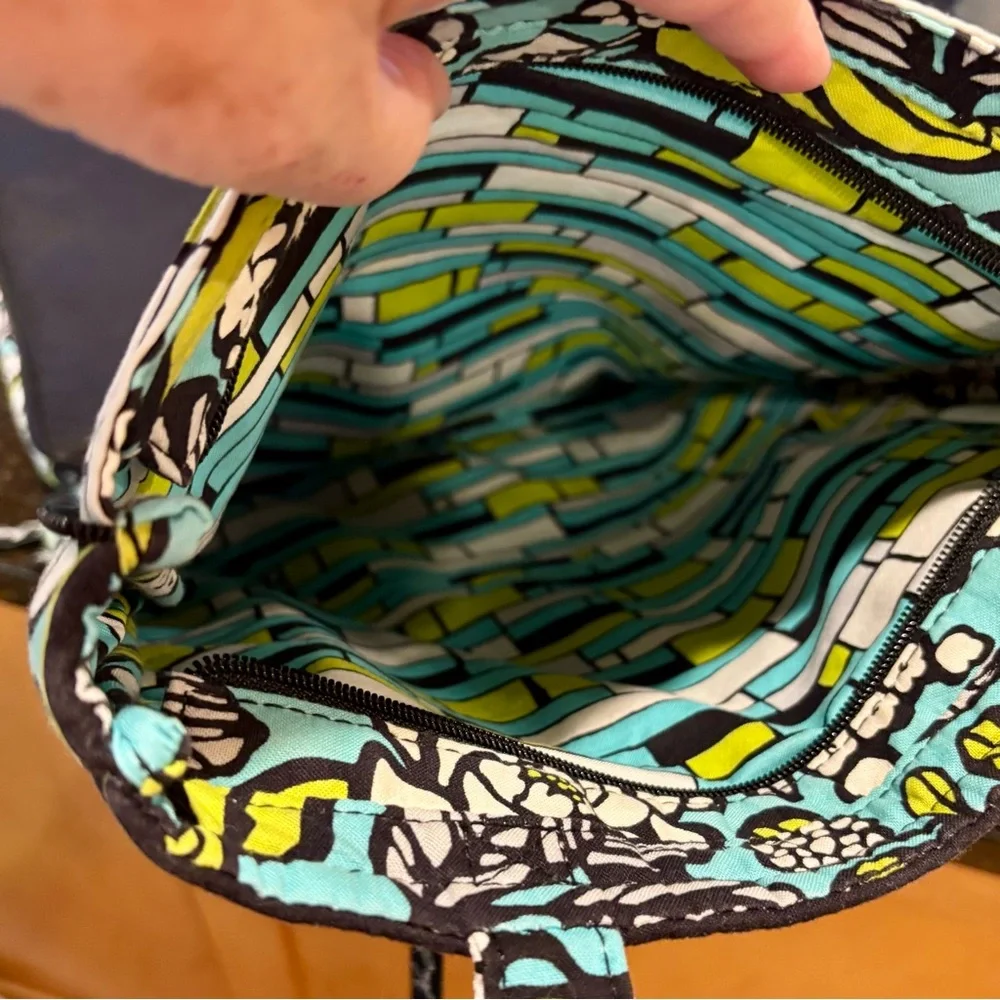 🌺Vera Bradley “Checkpoint Friendly” Laptop Bag in Island Bloom Travel School🌺